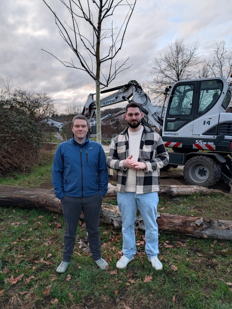 Grüne spenden Bäume für Koblenz – Erster Baum in Güls gepflanzt